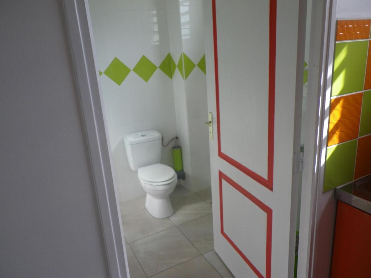 Apartament Immeuble Nebot Grand-Bourg  Zewnętrze zdjęcie