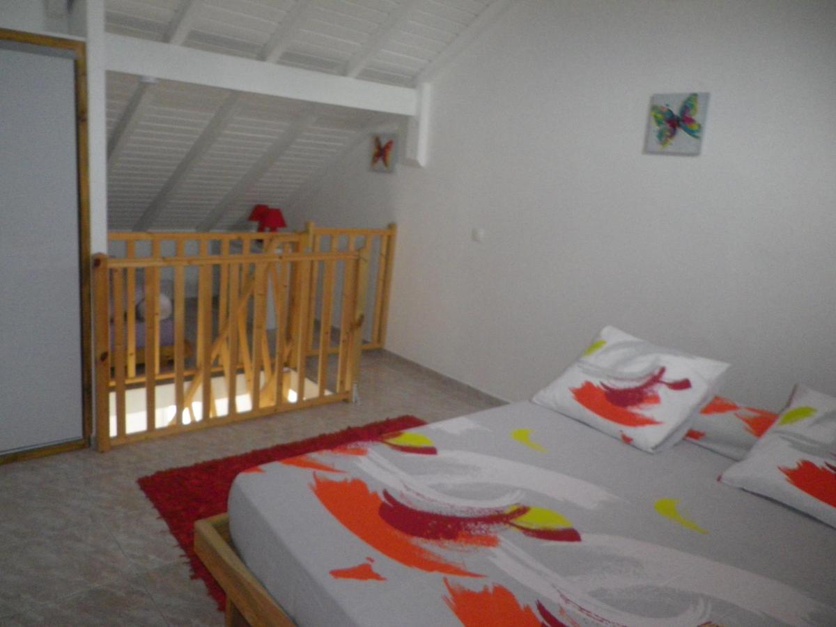 Apartament Immeuble Nebot Grand-Bourg  Zewnętrze zdjęcie